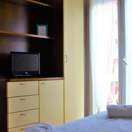 Locazione Turistica Carioca.3 *
